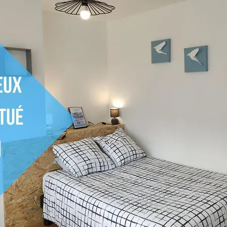 Les Lumieres Du Phare Apartment Calais Exterior photo